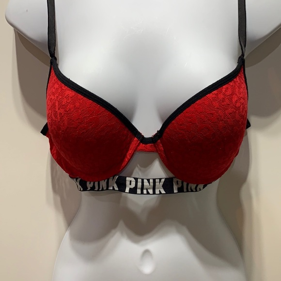 PINK wear Everywhere Push-up Bra
